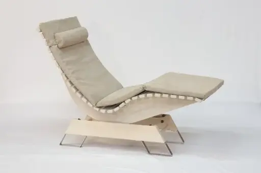 Indoor lounder pad
